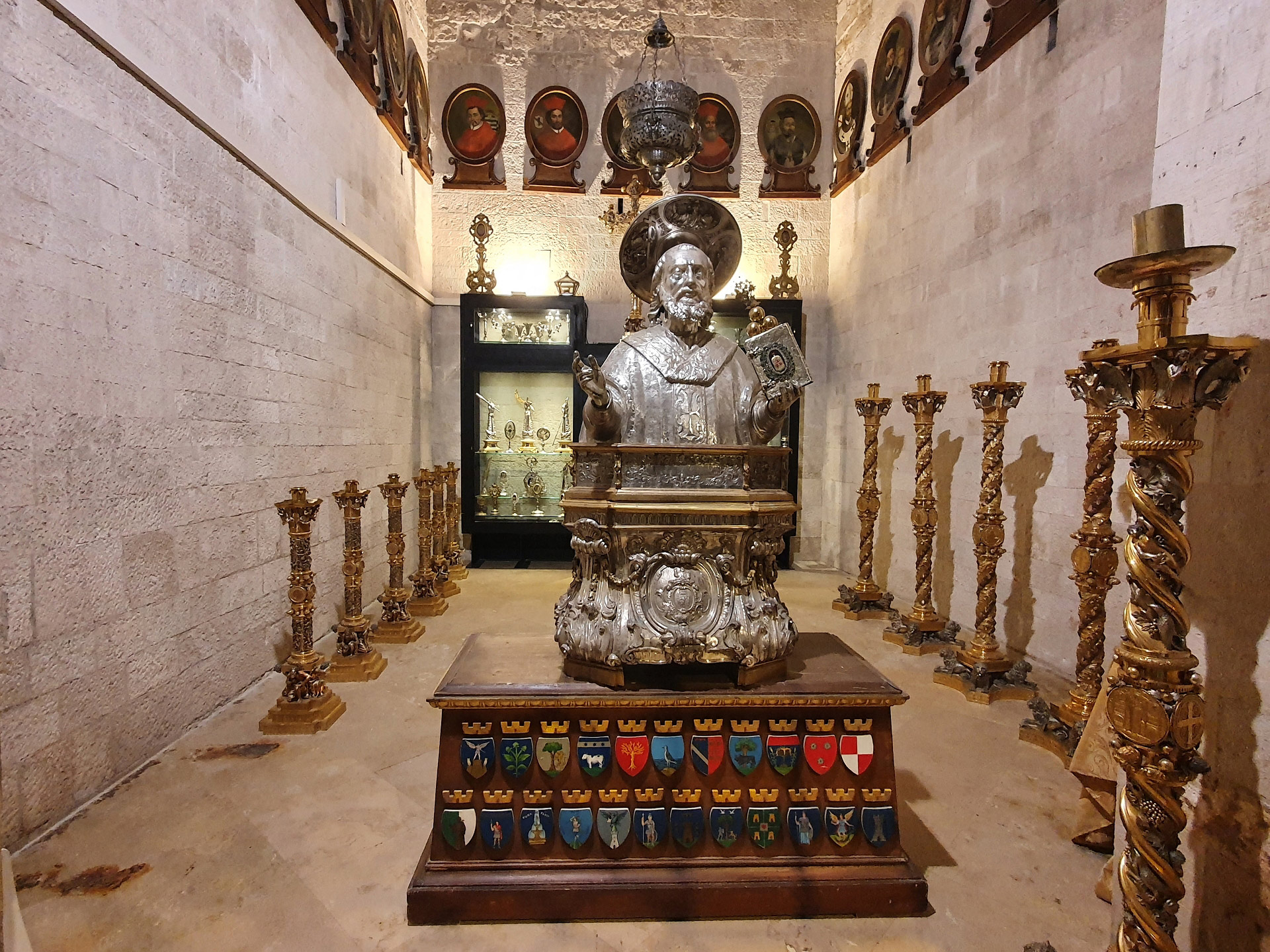 San Nicola Basilica, Bari